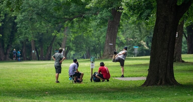 The Benefits of Disc Golf: How the Sport Can Improve Your Health and Well-Being