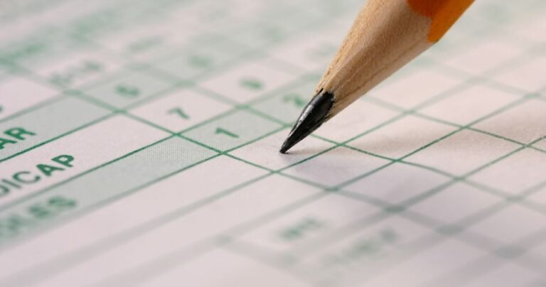 Scoring in Disc Golf: A Complete Guide to Keeping Score